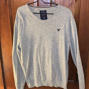 Light grey sweater